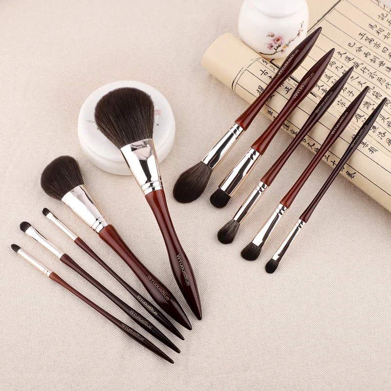 Classic wood-look face and eye brush set