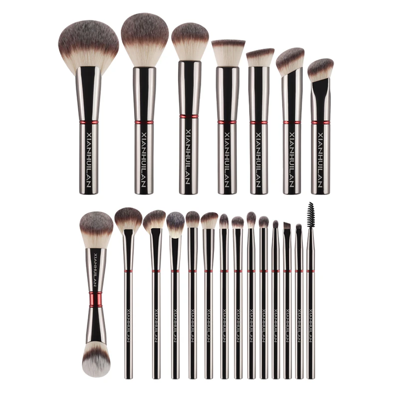 Two-row arrangement of the 21-piece metallic makeup brush set